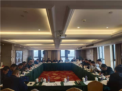 蒙西集团公司组织高管人员外出考察暨党委中心组2019年第三次集体学习